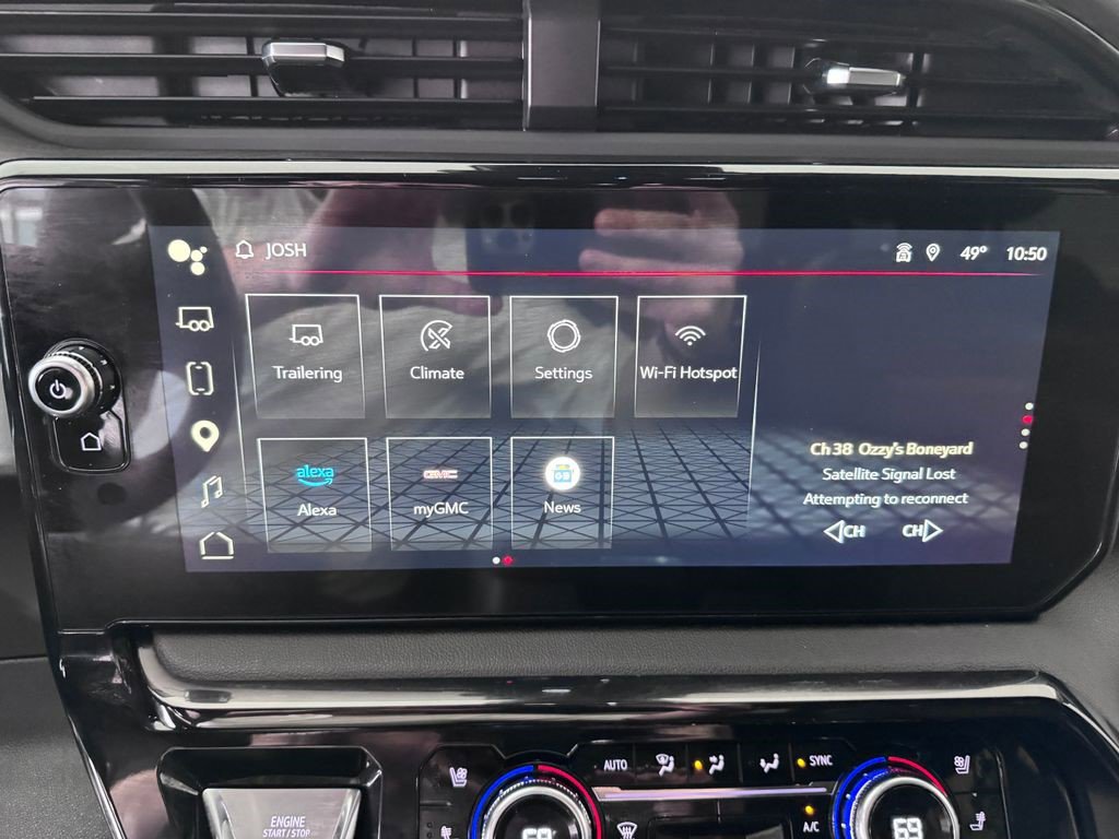 Certified 2025 GMC Sierra 1500 AT4 w/ AT4 Premium Package AWD/4WD image 19