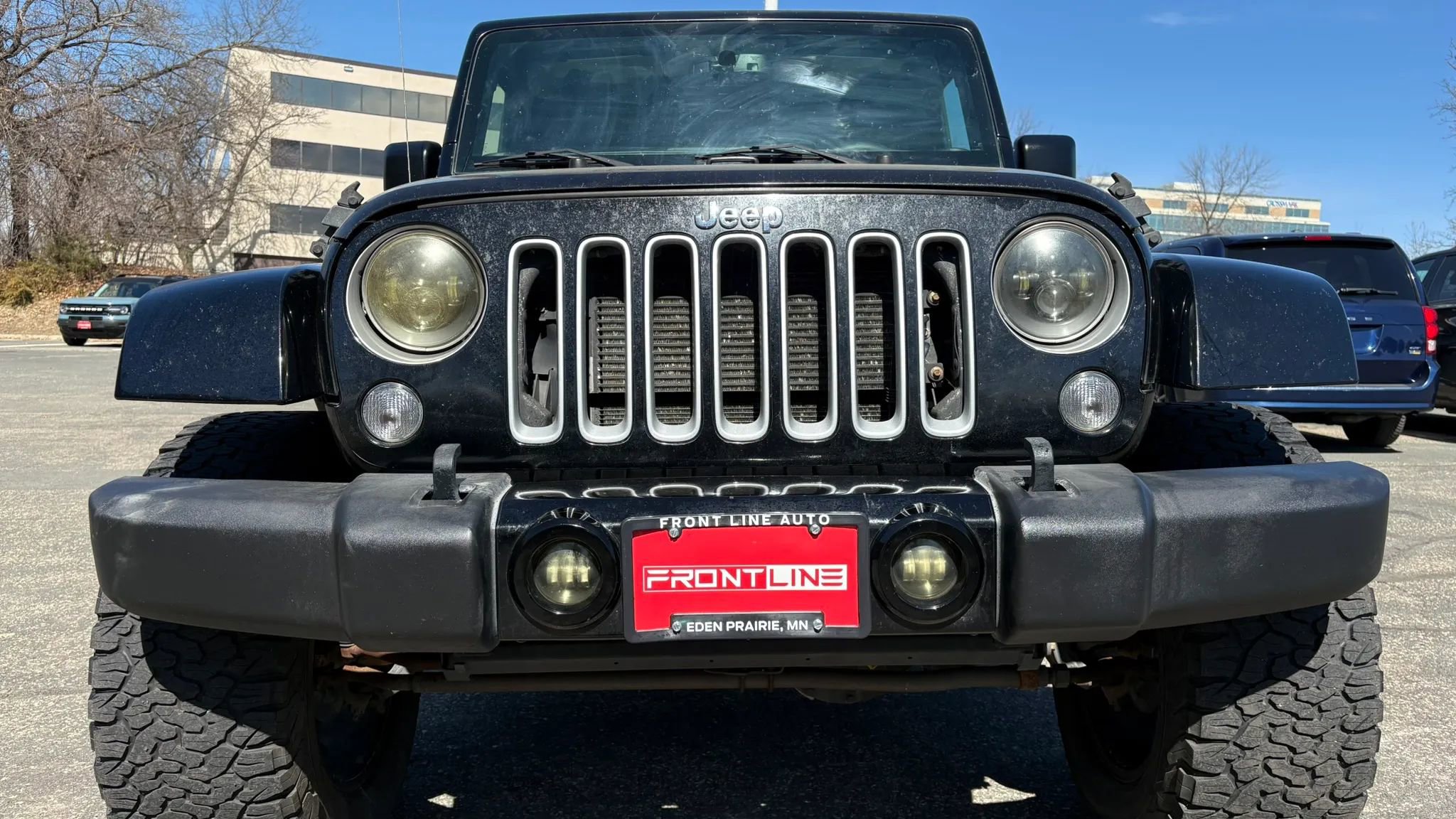 Used 2016 Jeep Wrangler Unlimited Sahara w/ Connectivity Group image 10