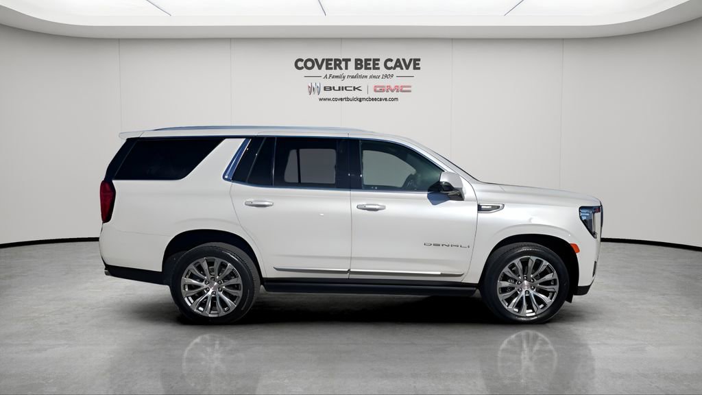 Used 2021 GMC Yukon Denali w/ Denali Premium Package image 11