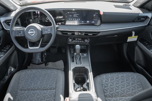 New 2026 Nissan Kicks SV image 18