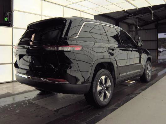Used 2024 Jeep Grand Cherokee Limited 4xe w/ Trailer Tow Package AWD/4WD image 4