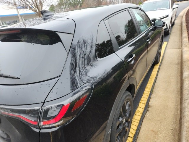 Used 2024 Honda HR-V Sport image 11