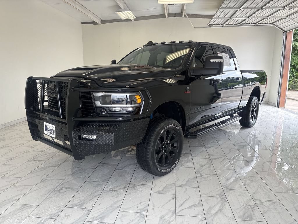 Used 2024 RAM 2500 Laramie w/ Night Edition AWD/4WD image 4