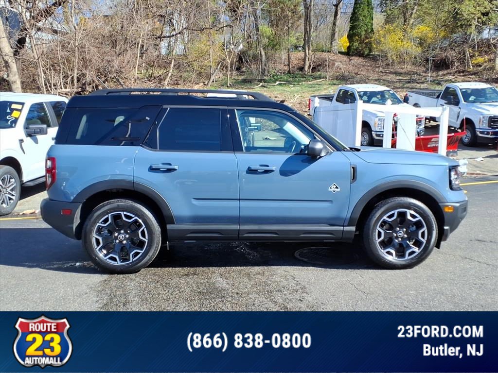 Certified 2025 Ford Bronco Sport Outer Banks w/ Outer Banks Tech Package+ image 9