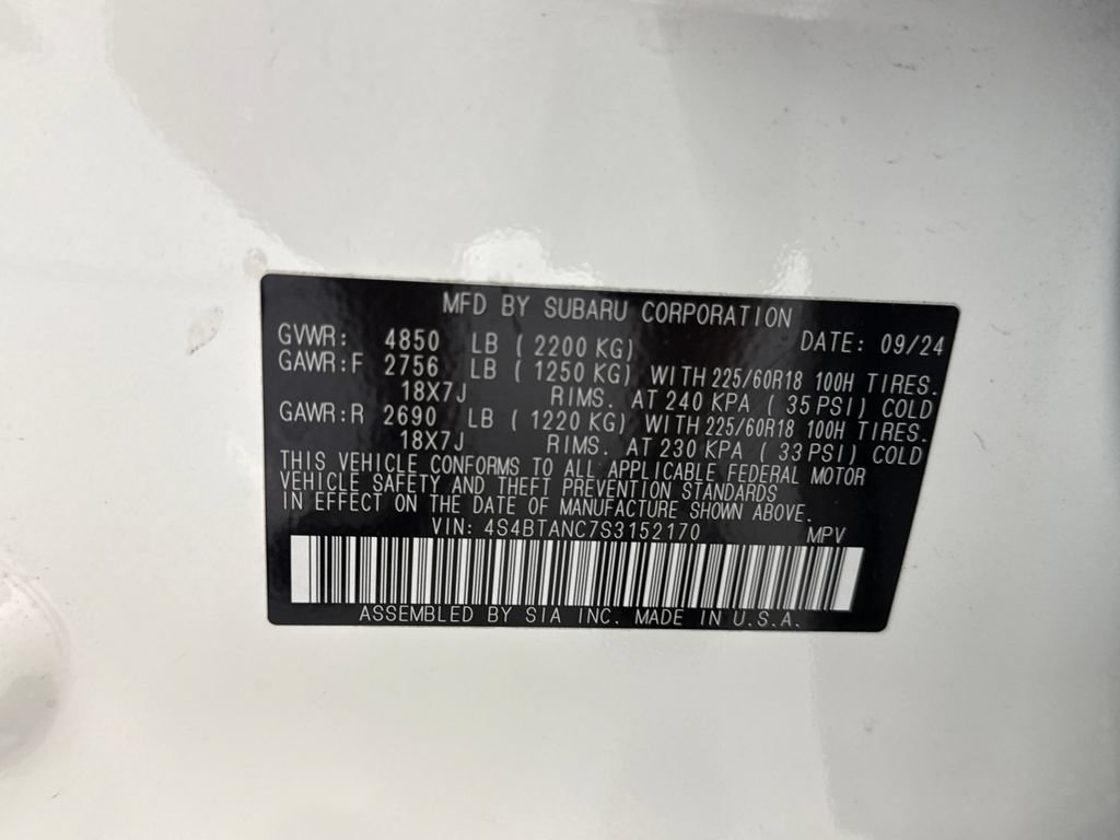 Used 2025 Subaru Outback Limited AWD/4WD image 30