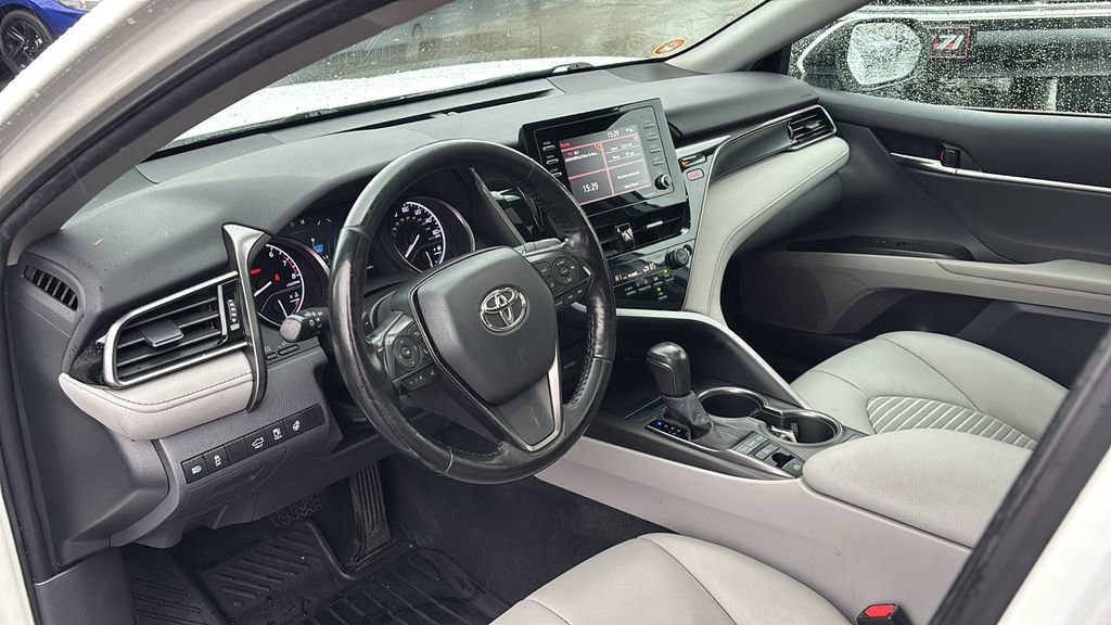 Used 2022 Toyota Camry SE image 23