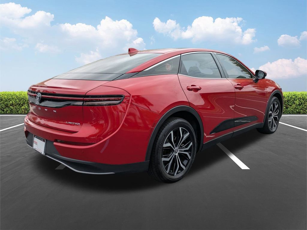 Used 2023 Toyota Crown Limited image 4