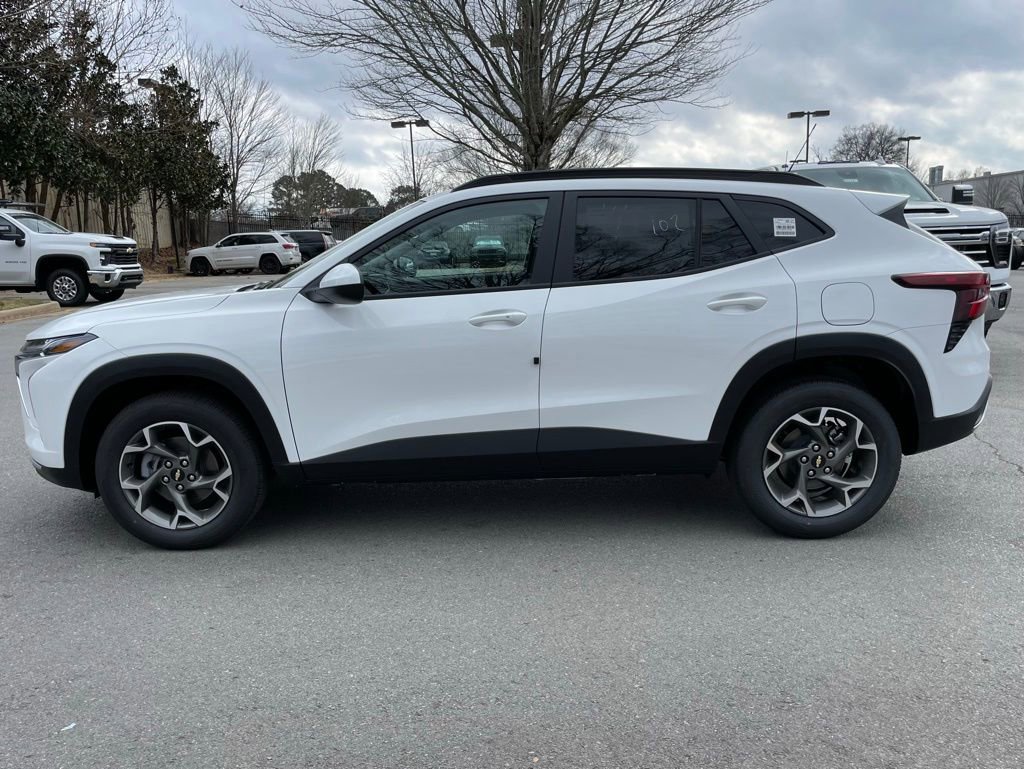 New 2026 Chevrolet Trax LT w/ Driver Confidence Package image 4