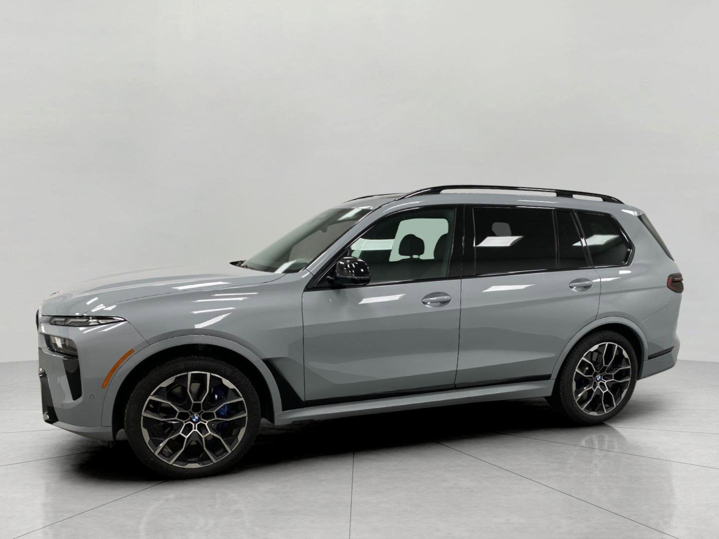 Certified 2025 BMW X7 M60i w/ Climate Comfort Package image 10