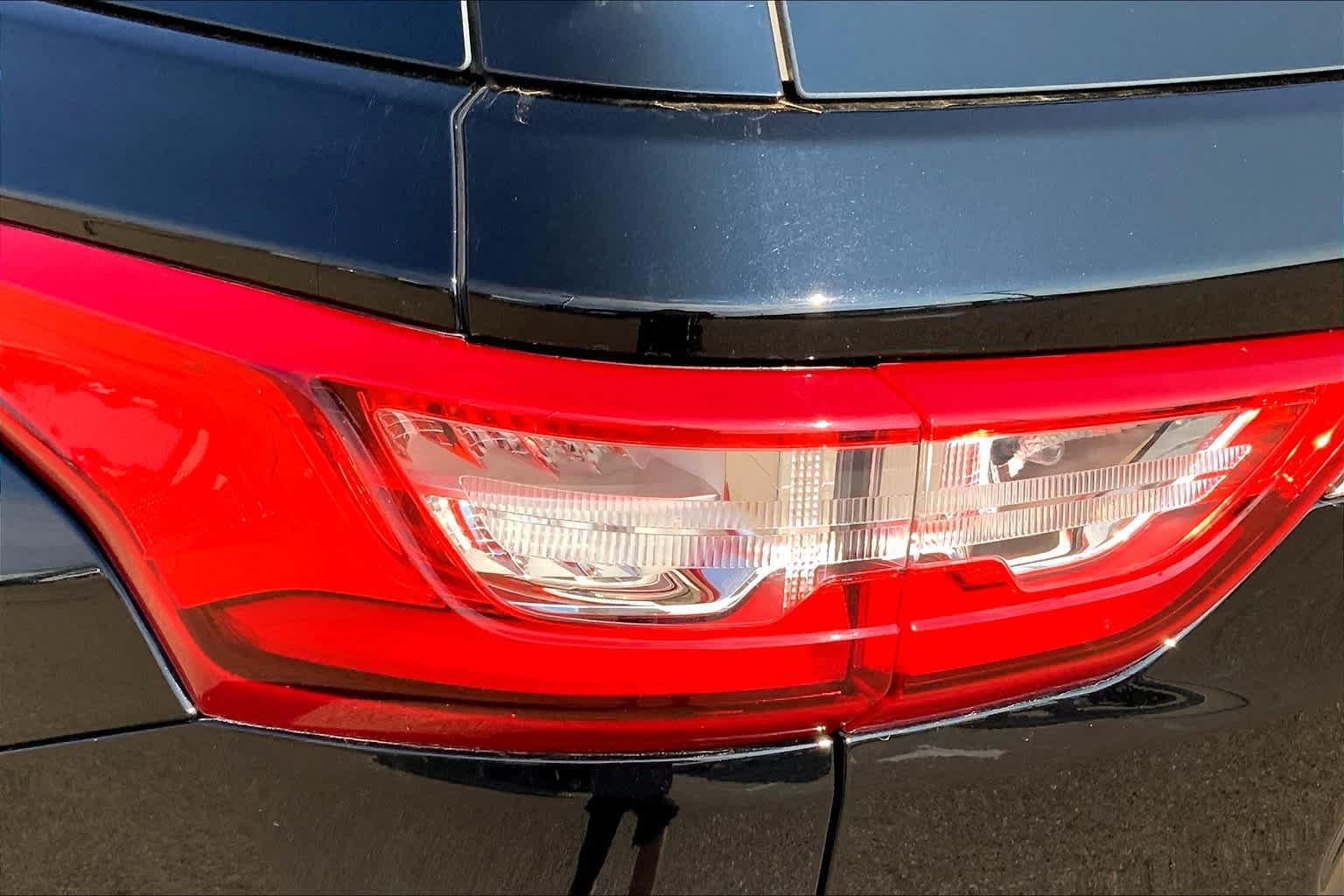 Used 2019 Chevrolet Traverse LT FWD image 28