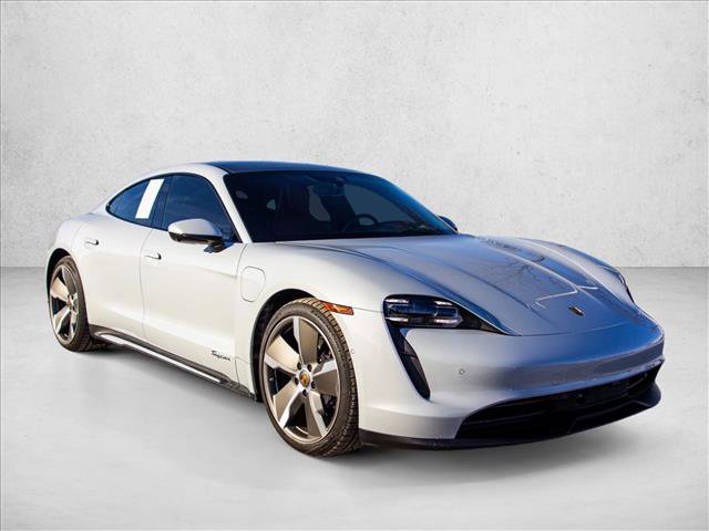Used 2021 Porsche Taycan image 3