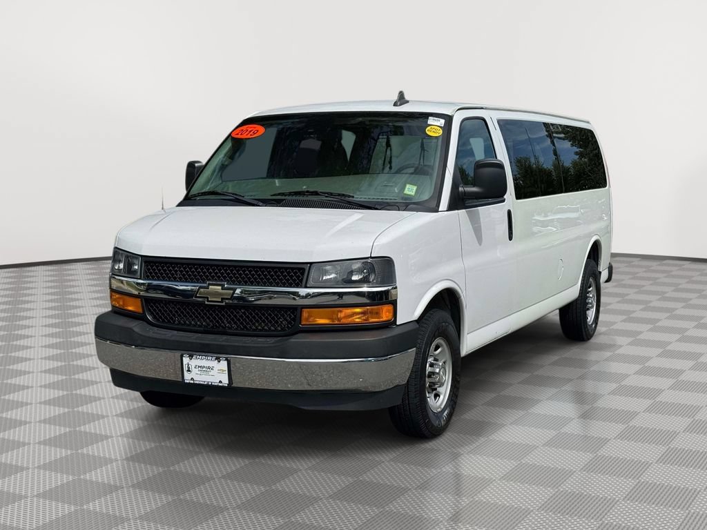 Used 2019 Chevrolet Express 3500 LT w/ LT Preferred Equipment Group RWD image 3