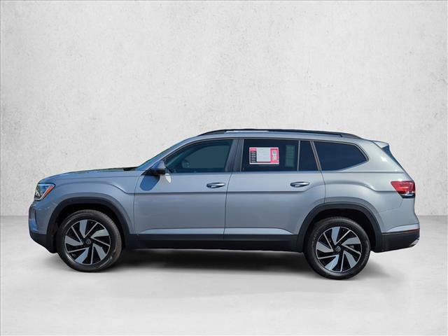 Used 2023 Volkswagen Tiguan SE R-Line FWD image 15
