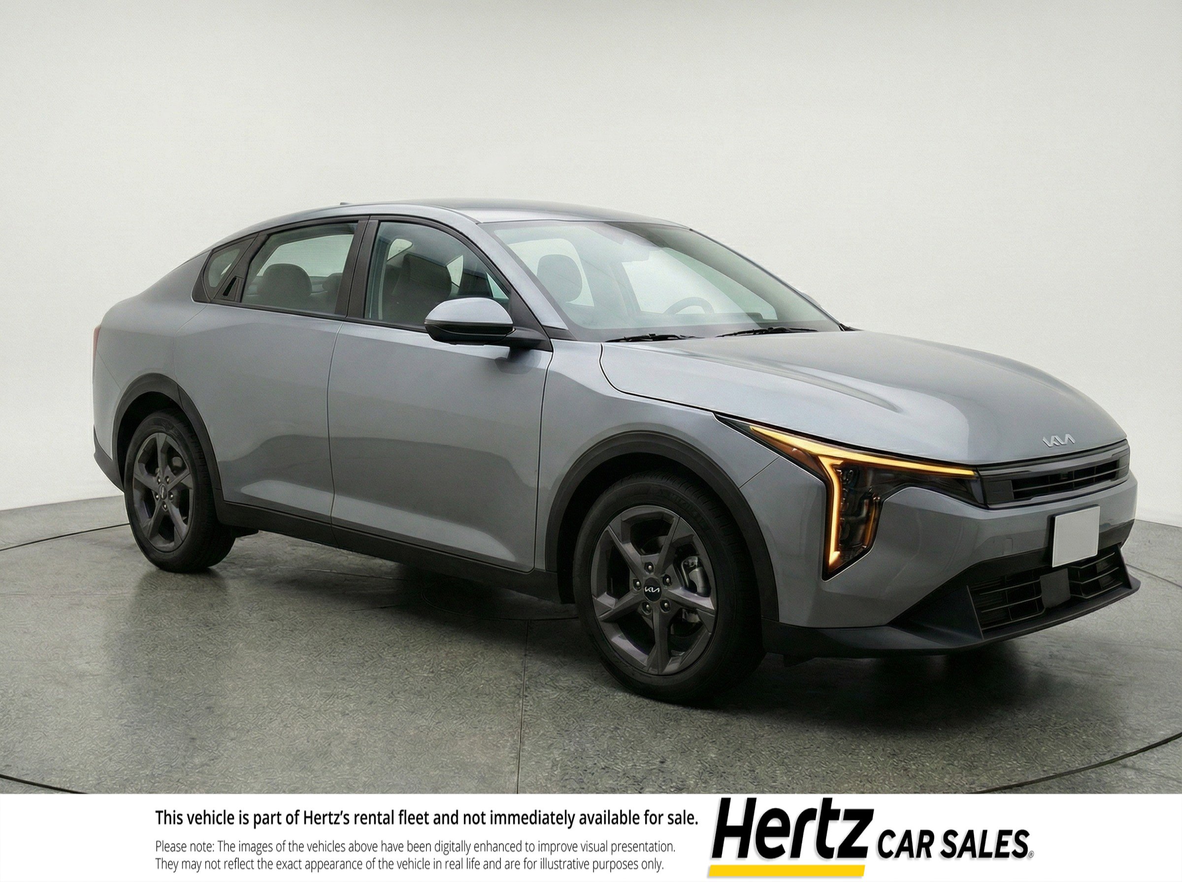 Used 2025 Kia K4 LXS image 1