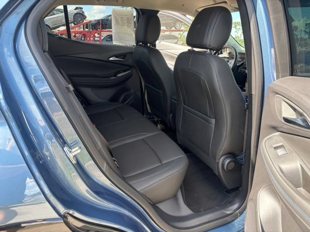 Used 2025 Buick Encore GX Sport Touring AWD/4WD image 17