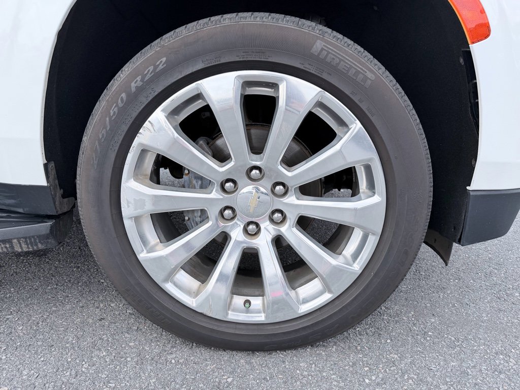 Used 2021 Chevrolet Suburban Premier w/ Premium Package image 36