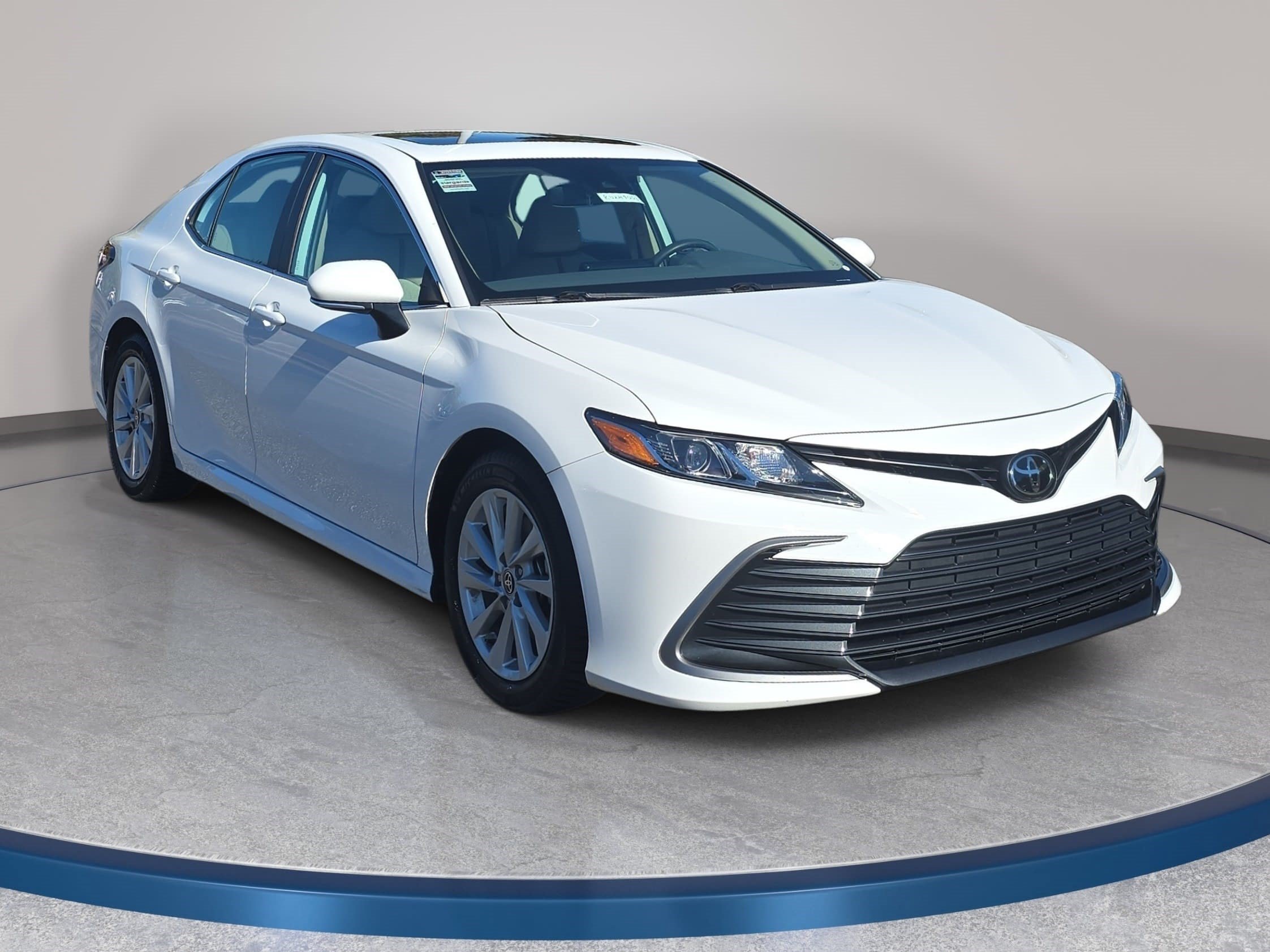 Used 2024 Toyota Camry LE w/ Convenience Package FWD image 3