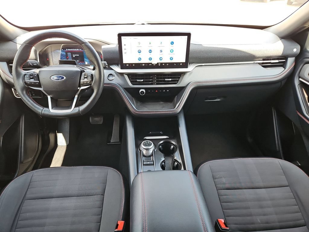 Used 2025 Ford Explorer ST-Line w/ ST-Line Street Pack AWD/4WD image 26