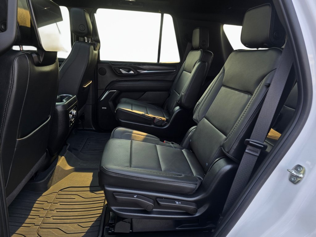 Used 2024 GMC Yukon Denali w/ Advanced Technology Package AWD/4WD image 20