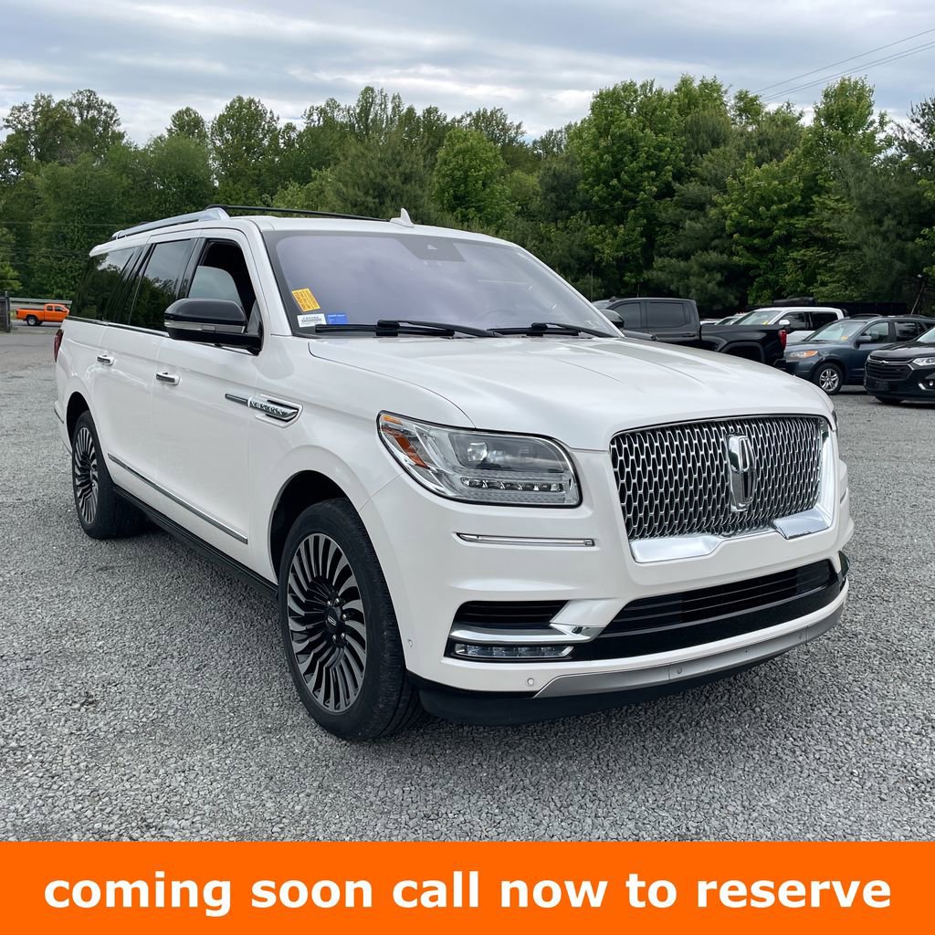 Used 2018 Lincoln Navigator L Reserve w/ Technology Package