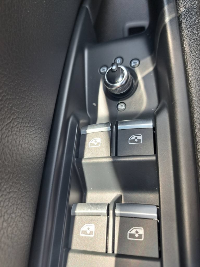 Used 2018 Audi A4 2.0T Ultra Premium FWD image 13