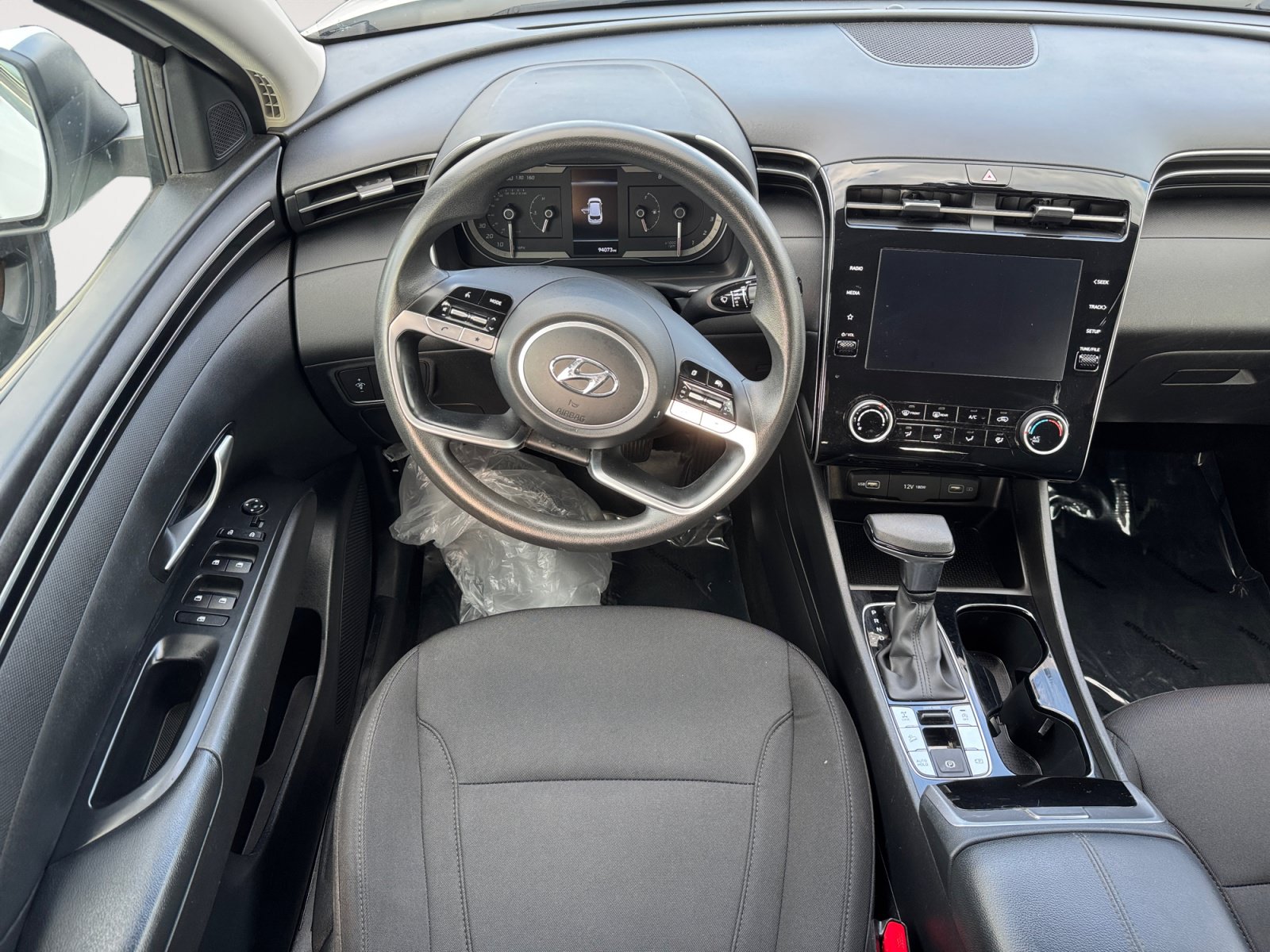 Used 2023 Hyundai Tucson SE AWD/4WD image 10