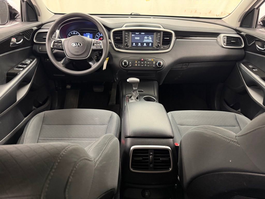 Used 2020 Kia Sorento L FWD image 30
