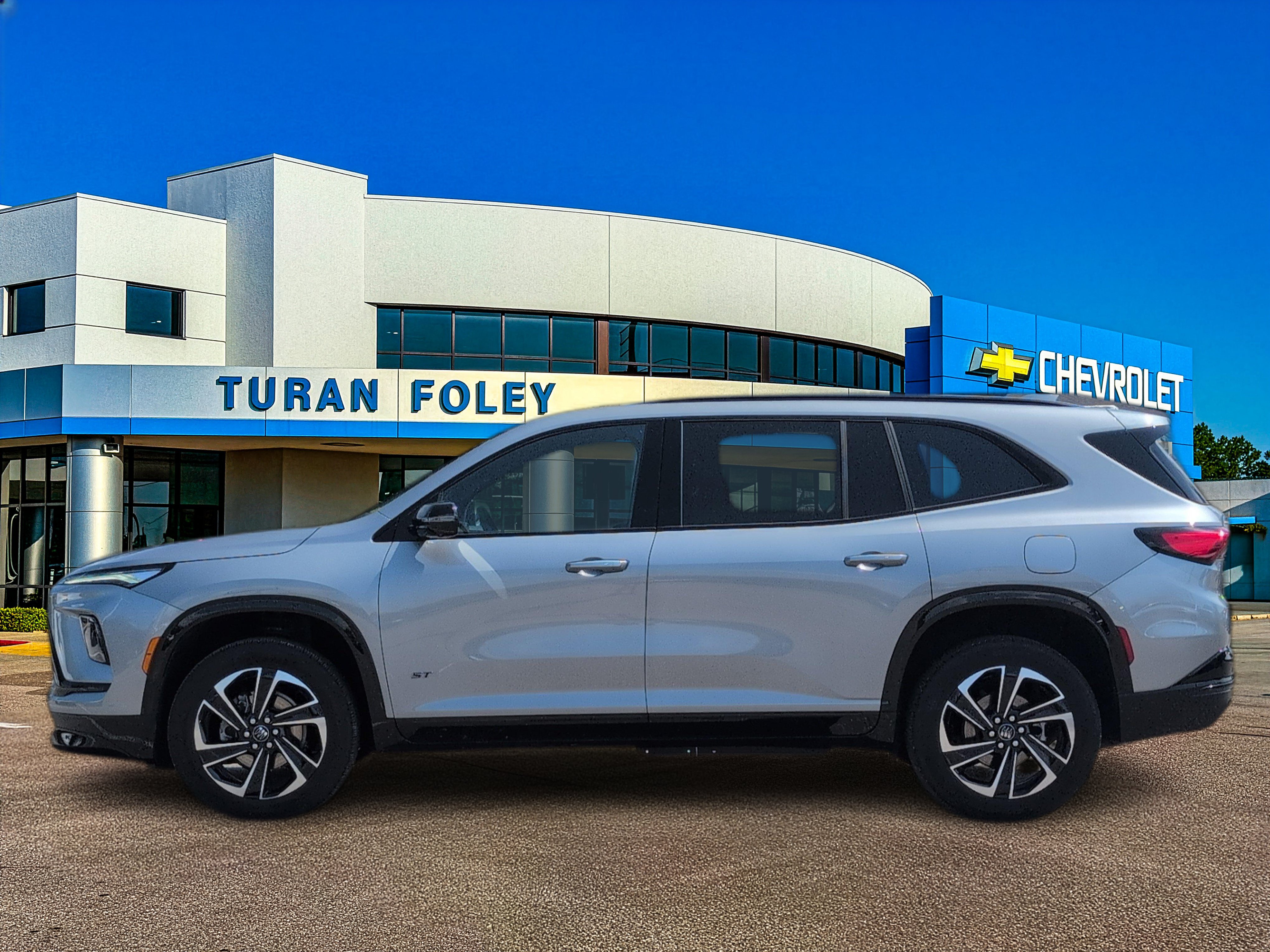Used 2025 Buick Enclave Sport Touring FWD image 2