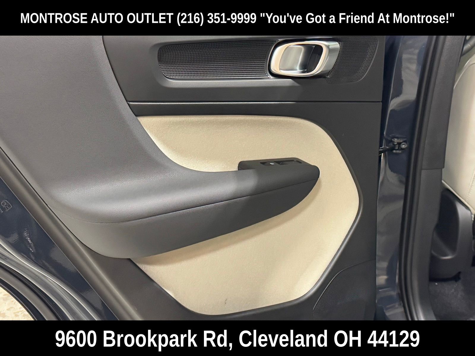 New 2026 Volvo XC40 B5 Plus w/ Protection Package Premier image 31