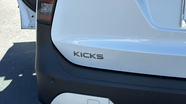 New 2026 Nissan Kicks SV w/ Cold Weather Package AWD/4WD image 12