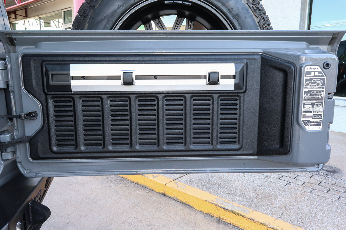 Used 2019 Jeep Wrangler Unlimited Rubicon AWD/4WD image 30
