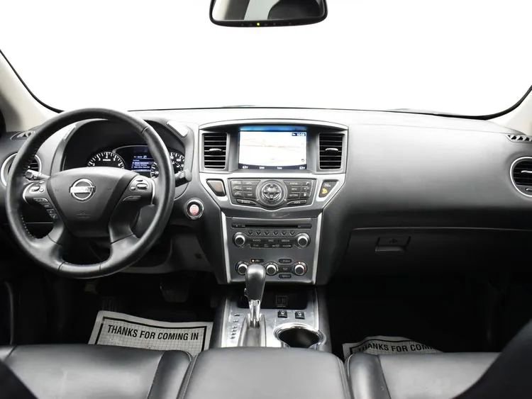 Used 2020 Nissan Pathfinder SL image 19