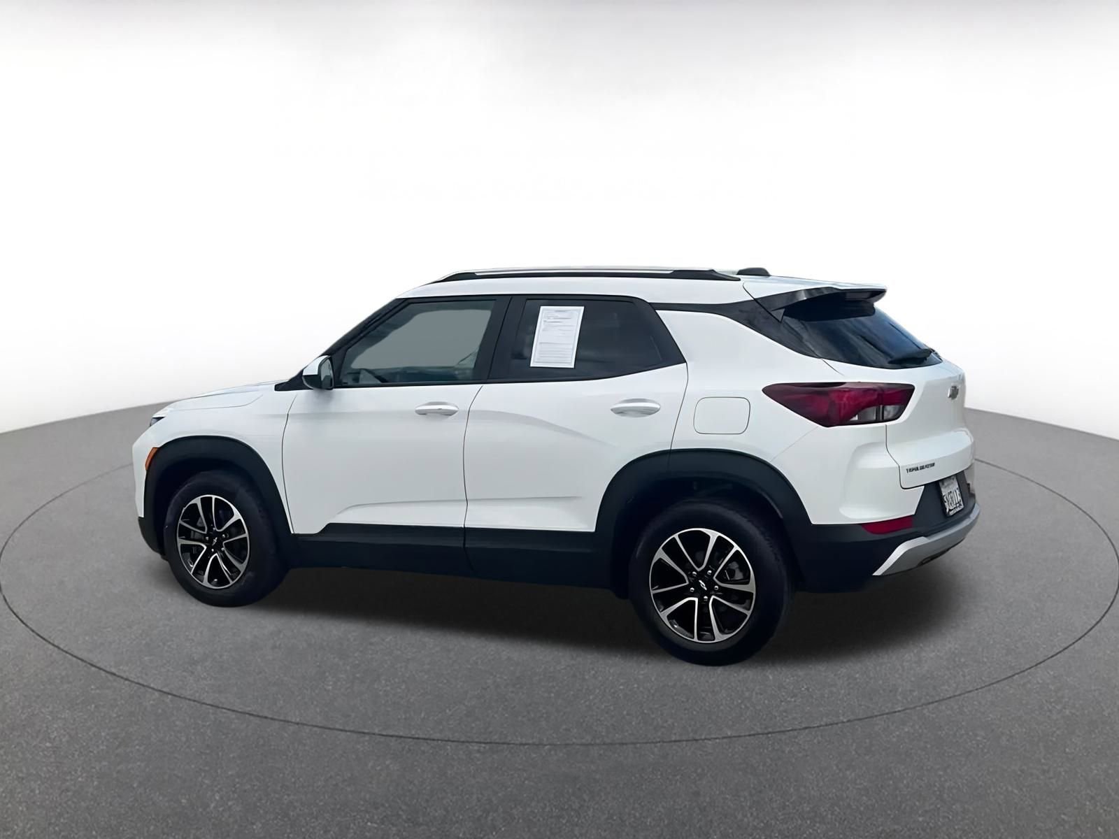 Used 2024 Chevrolet TrailBlazer LT w/ Driver Confidence Package image 10