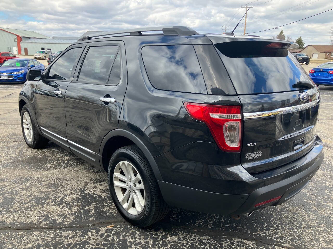 Used 2015 Ford Explorer XLT AWD/4WD image 5