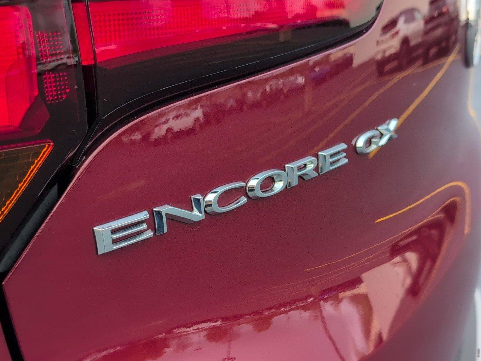 Used 2022 Buick Encore GX Select image 17