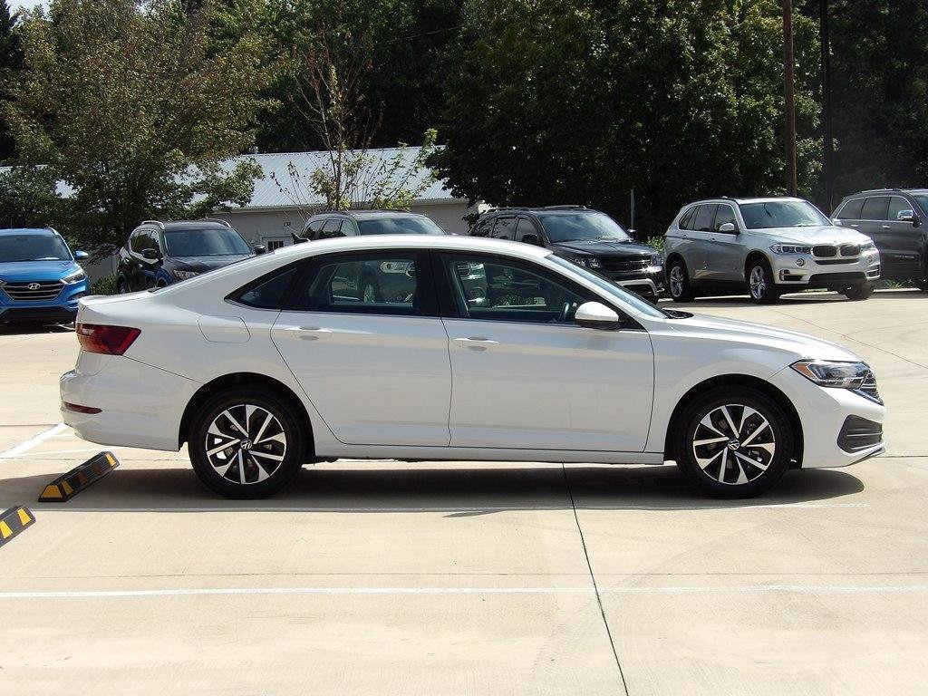 Used 2024 Volkswagen Jetta S FWD image 6