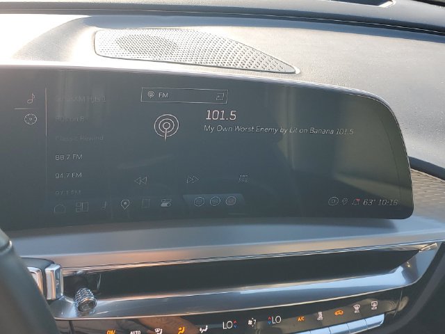 Certified 2024 Cadillac Lyriq Luxury AWD/4WD image 23