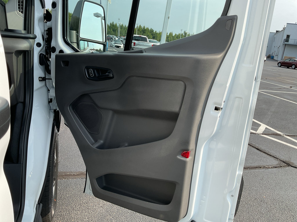 New 2027 Ford Transit 250 148 Medium Roof RWD image 11