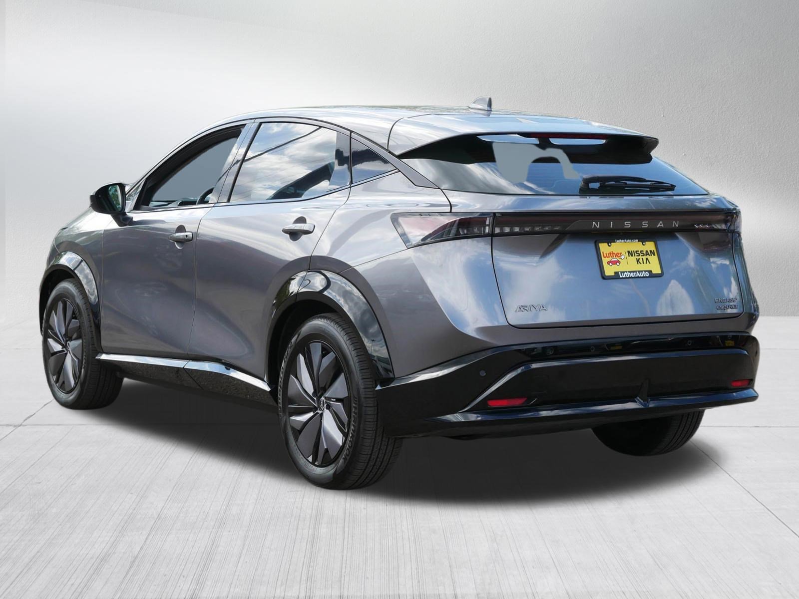 Certified 2023 Nissan Ariya AWD image 5