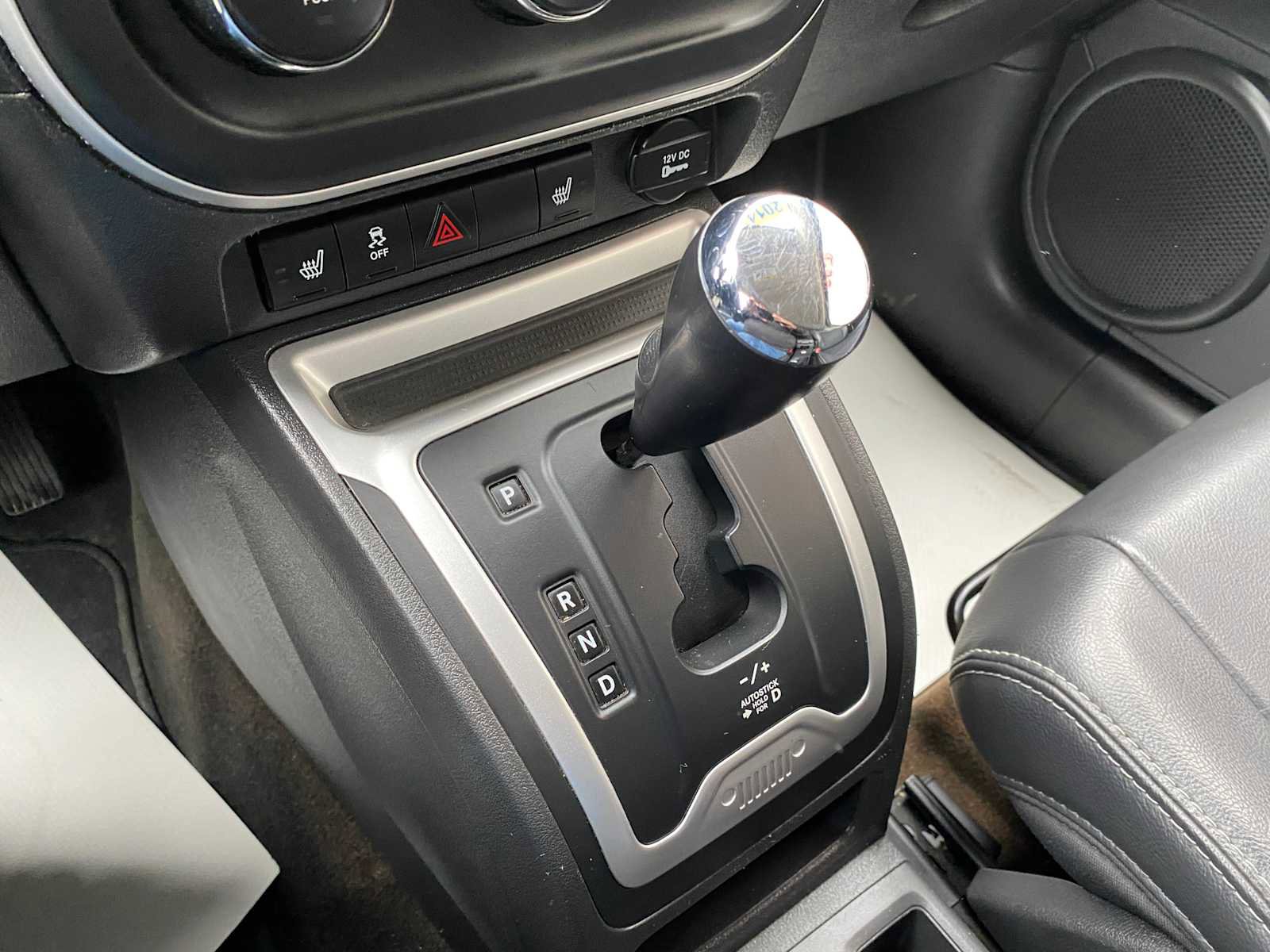 Used 2014 Jeep Compass Latitude AWD/4WD image 19