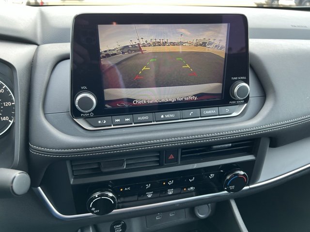 Certified 2025 Nissan Rogue S image 12