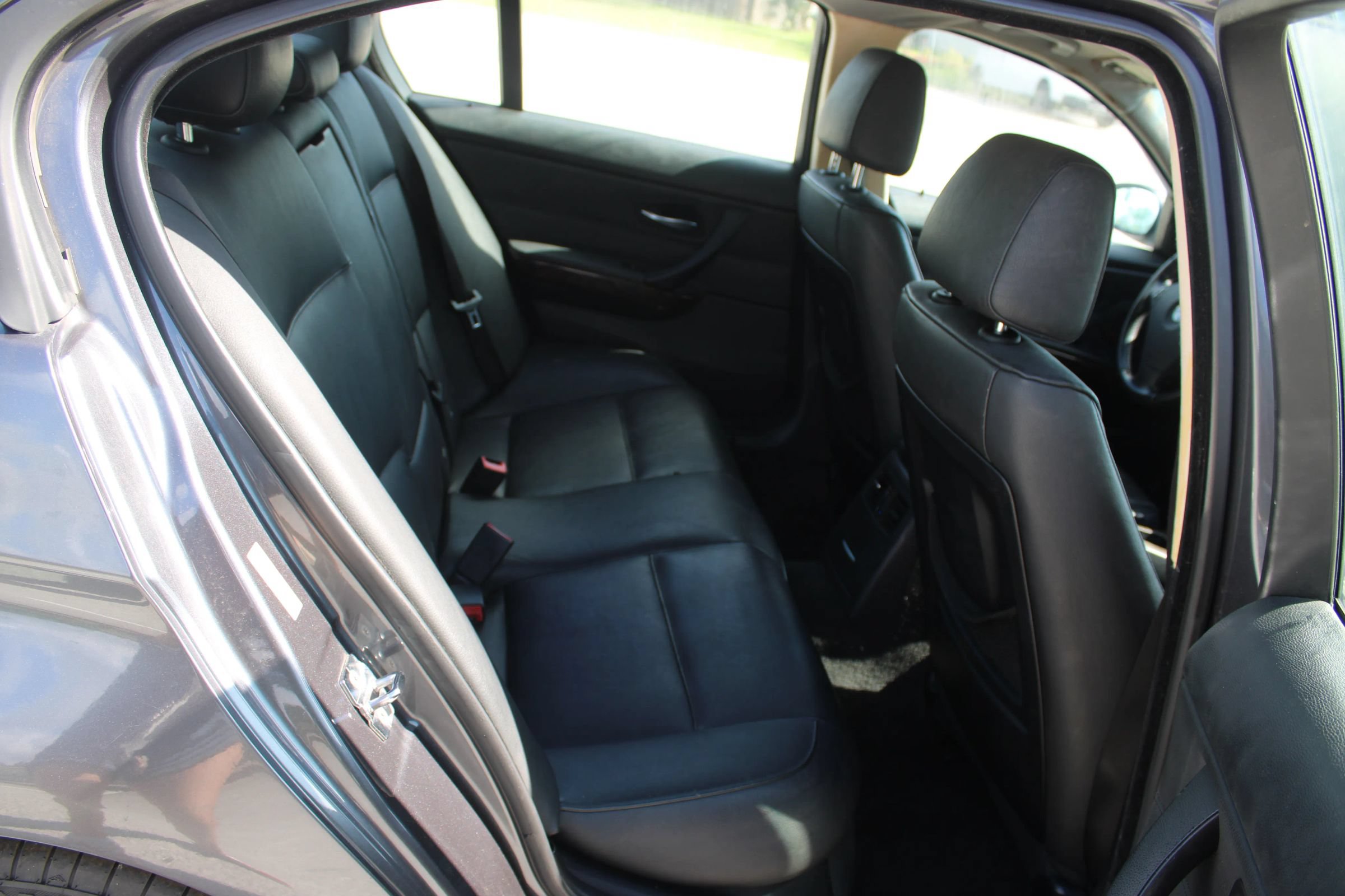 Used 2006 BMW 325i Sedan RWD image 20