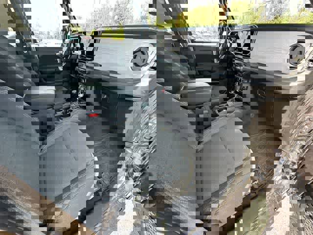 Used 2025 Jeep Gladiator Sport image 20