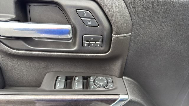 Used 2020 Chevrolet Silverado 2500 LTZ w/ LTZ Premium Package image 14