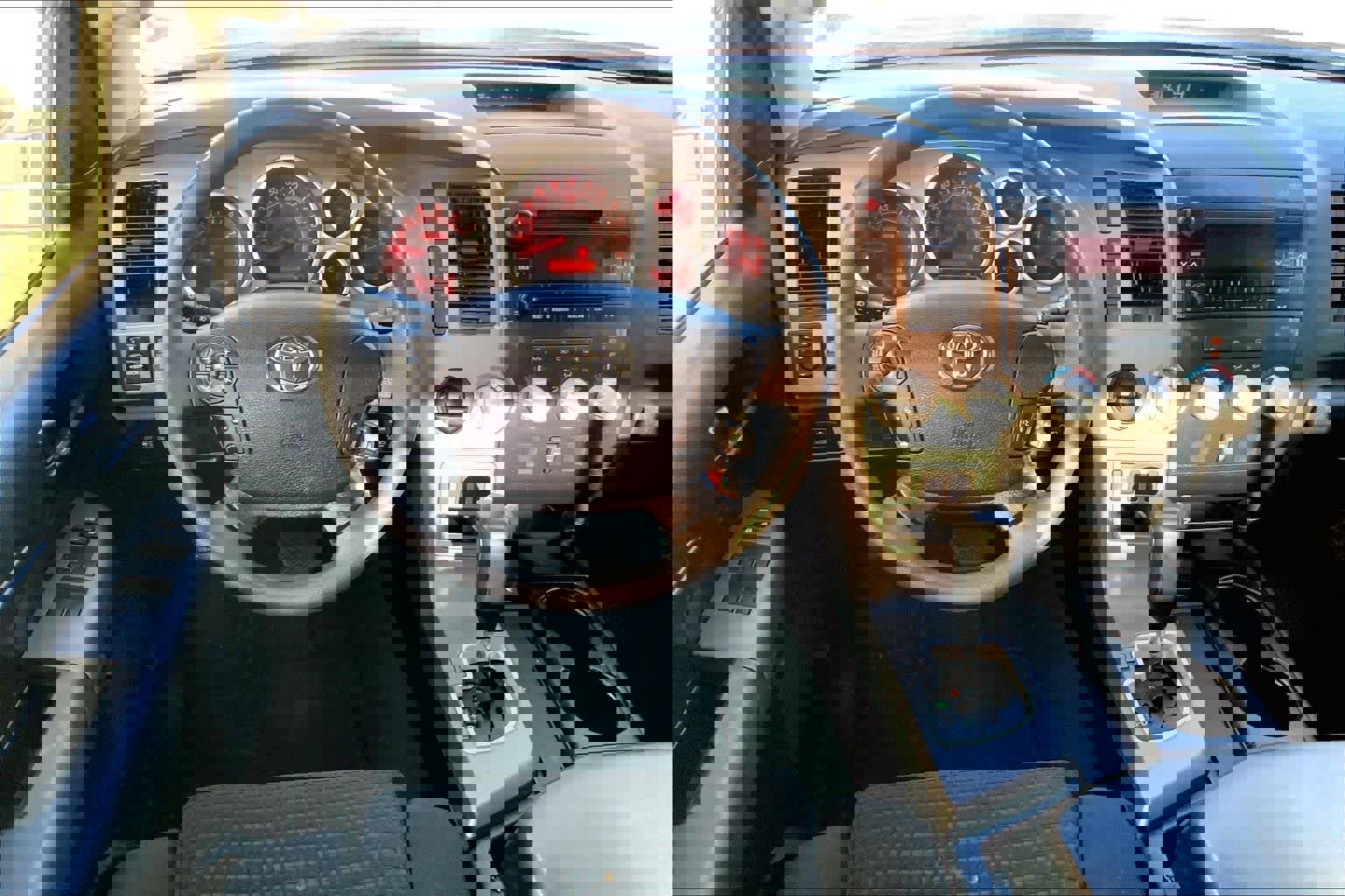 Used 2013 Toyota Tundra Double Cab 4.6L V8 6-Spd AT w/ SR5 Pkg image 5