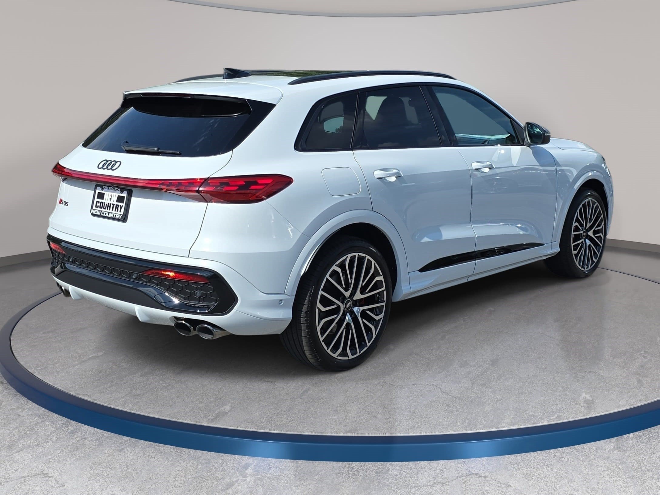 New 2026 Audi SQ5 Premium Plus AWD/4WD image 5