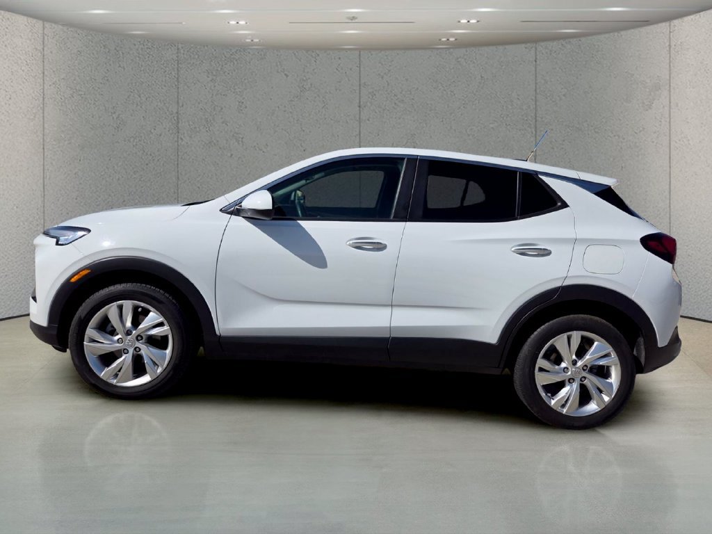 Used 2025 Buick Encore GX Preferred FWD image 2