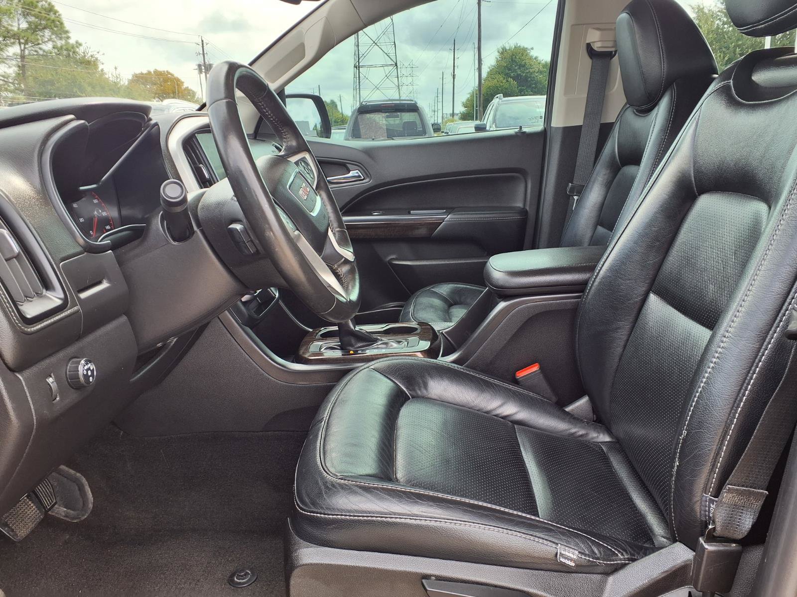 Used 2015 GMC Canyon SLE RWD image 17