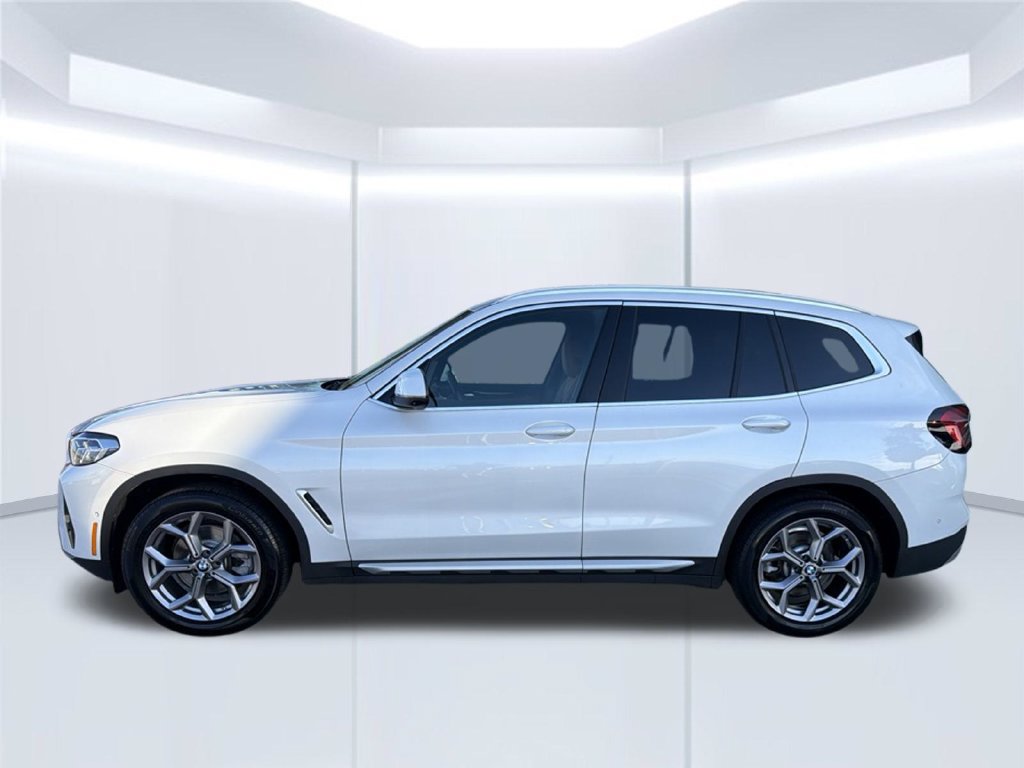 Used 2023 BMW X3 xDrive30i w/ Convenience Package AWD/4WD image 3