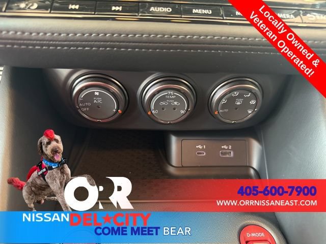 Used 2024 Nissan Z NISMO w/ Floor Mat Package RWD image 26